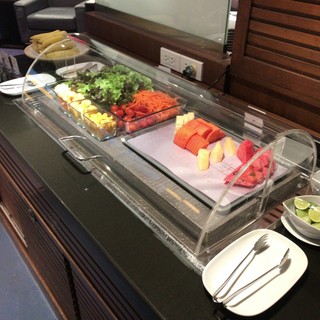 Royal Silk Lounge -