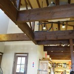 ベルテコ - （2017/4月）イートインスペースの天井