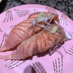 根室花まる - 炙りサーモン