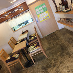 餅菓子商 白谷 - イートインスペース。