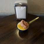 ジェラテリア アクオリーナ - ヴァニリィアタヒチ マンゴーのシャーベット 紅さやかの3種盛り（+100円）（730円）