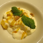 リストランテ サクラ - レアチーズとマンゴーのデザート