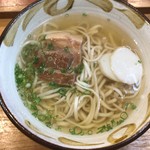 とらや - 沖縄そば（中） 550円