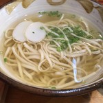 とらや - すんだスープと腰のある麺がとても美味しい