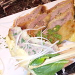 Ｂｌｕｅ - 仔牛肉のカツレツ【２３００円】