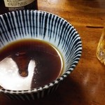 安兵衛 - このお汁につけながら頂きます