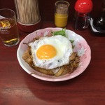 豚スタ丼￥250 は麺とセットで発注可能、小さめです （ ’16.03）