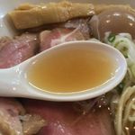 麺処 晴 - スープ