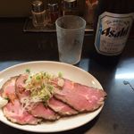 麺処 晴 - 「ビール」500円と「チャーシュー」300円