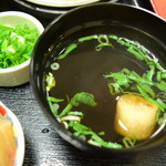掛川いも汁処　とろろ本丸 - ～いも汁処 とろろ本丸～
                                定食のお吸物