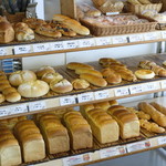 奄美きょら海工房 - 料理写真:店内のパン