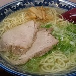 日の出食堂 - 塩味ラーメン接写