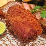 とんかつ マンジェ - ログダチさんが半分くれた肉じゃがコロッケ(^^♪