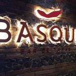 BASQUE - 1706 BASQUE 看板