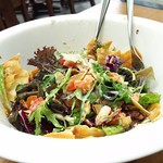 BASQUE - 1706 BASQUE ●Cobb Salad@85,000Rp 混ぜると美味しそうだ！