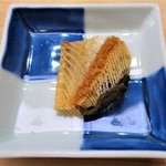 味 ふくしま - 『メイタガレイの骨の唐揚げ』～!! パリパリっとカリカリっとしていてお酒のアテにぴったり～～♪( ^o^)ﾉ