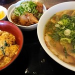 なん・なん亭 - ミニ玉子カツ丼 細麺醤油ラーメン 牛スジ