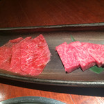 よろにく - ・焼物 特選部位
         サーロイン
         ザブトンのすき焼き