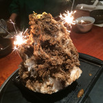 よろにく - ほうじ茶のかき氷