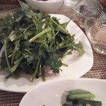 tutti - モリモリダニヤ、岩塩を削って