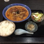 中国四川麺飯店 一燈 - 本日の坦々麺定食❣️