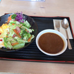 黒んぼ食堂 - 野菜ベーコン卵カレー