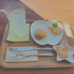 GREEN CAFE - 