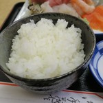 めしや 頂 - ご飯です