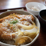 育風堂精肉店 - かつ丼