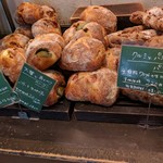 ル・プチメック東京 - 店内　入り口から右へ→壁沿いにいきます　☆٩(｡•ω<｡)﻿و