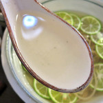 蕎茶亭まるやま - この無色が美味しい！