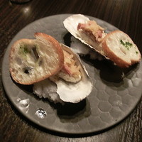 MAIMON GINZA - 牡蠣の炭火炙り 生海苔雲丹焼き