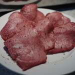 生ホルモン処 おさむちゃん。 - 黒毛和牛のタン