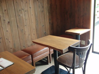 CAFE CUISSON - テーブル席