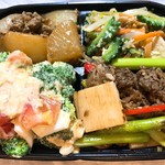 デリ アイランド - 4種のおかず（お持ち帰り）