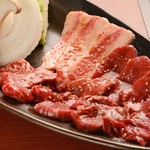 Kurogegyuu Ittou Gai Yakiniku No Suzuki - 