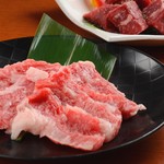 Kurogegyuu Ittou Gai Yakiniku No Suzuki - 