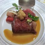 ラ・ロシェル - 鹿児島牛サーロインのロースト　（ワサビソース　季節の野菜と共に）。