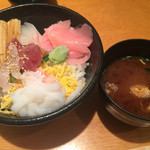 Sushidokoro - 海鮮丼 ¥980