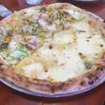 チャコール クッキング ツクバ マイス - ピザ