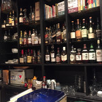 アフター ザ レイン - お店はまさにバーだ。