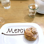 AU GAMIN DE TOKIO table - シュー・パリジェンヌ