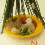 北瑞苑 - 11.02　おつくりは雪囲いがされてます