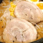 東京スタイルみそらーめん ど・みそ  - 特みそこってりらーめん(背脂あり) 930円