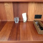 まちのパーラー - 店内のカウンター席の風景です