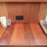 まちのパーラー - 店内のカウンター席の風景です