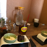 手しごと遊菜 922 - 烏龍茶と杏仁豆腐とガトーショコラ