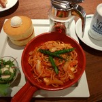 星乃珈琲店 - パスタ＆パンケーキプレート。