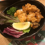 海鮮酒蔵 二三一 - たこざんぎ。