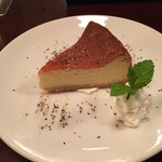 あかりまど - ４種チーズの蜂蜜ベイクドチーズケーキ